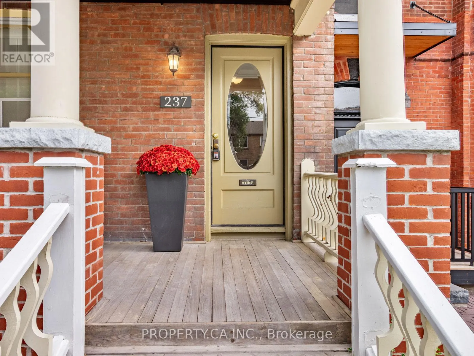 237 DELAWARE AVENUE
