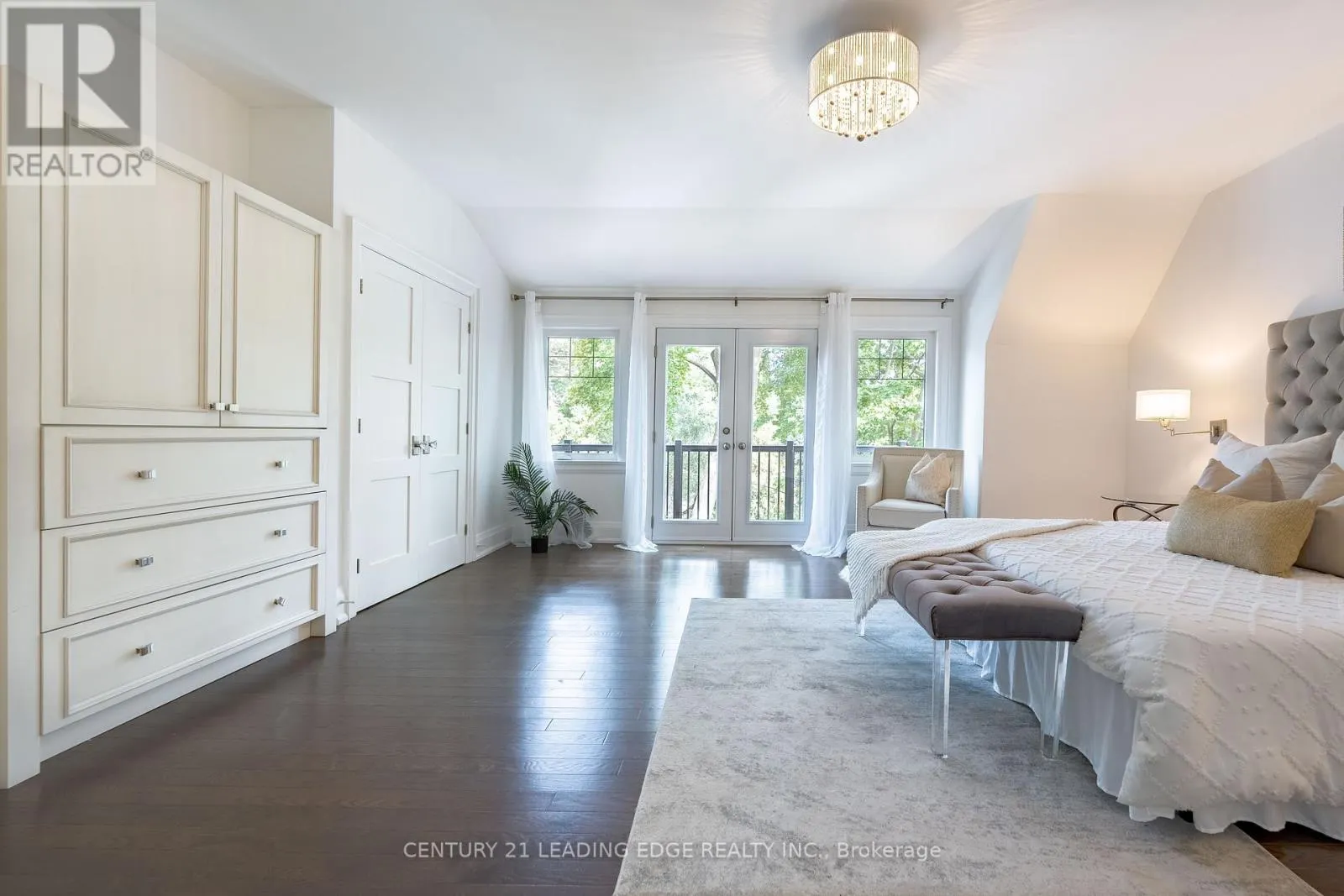 387 KENNEDY AVENUE