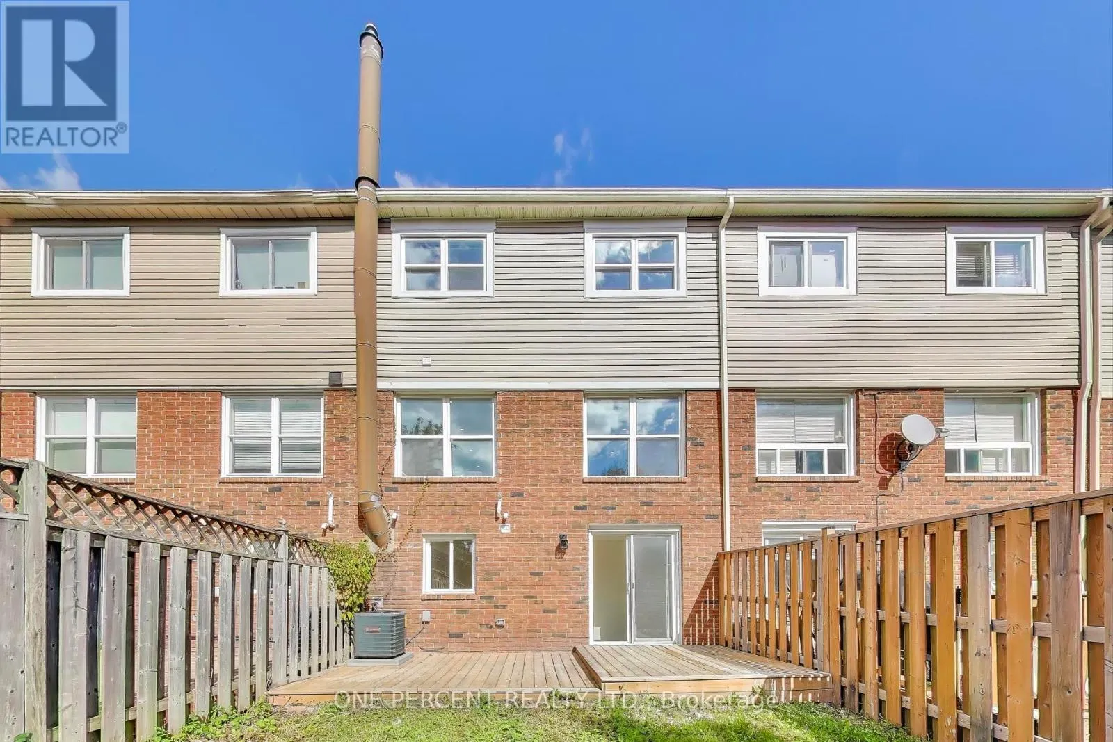 2116 PELEE BOULEVARD