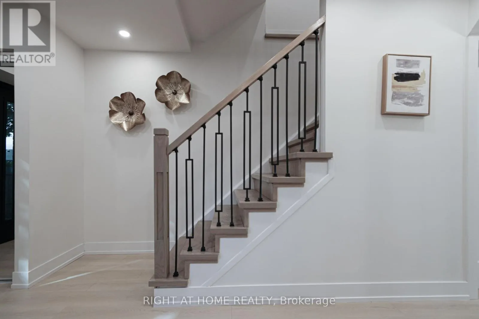 179 ARCHDEKIN DRIVE