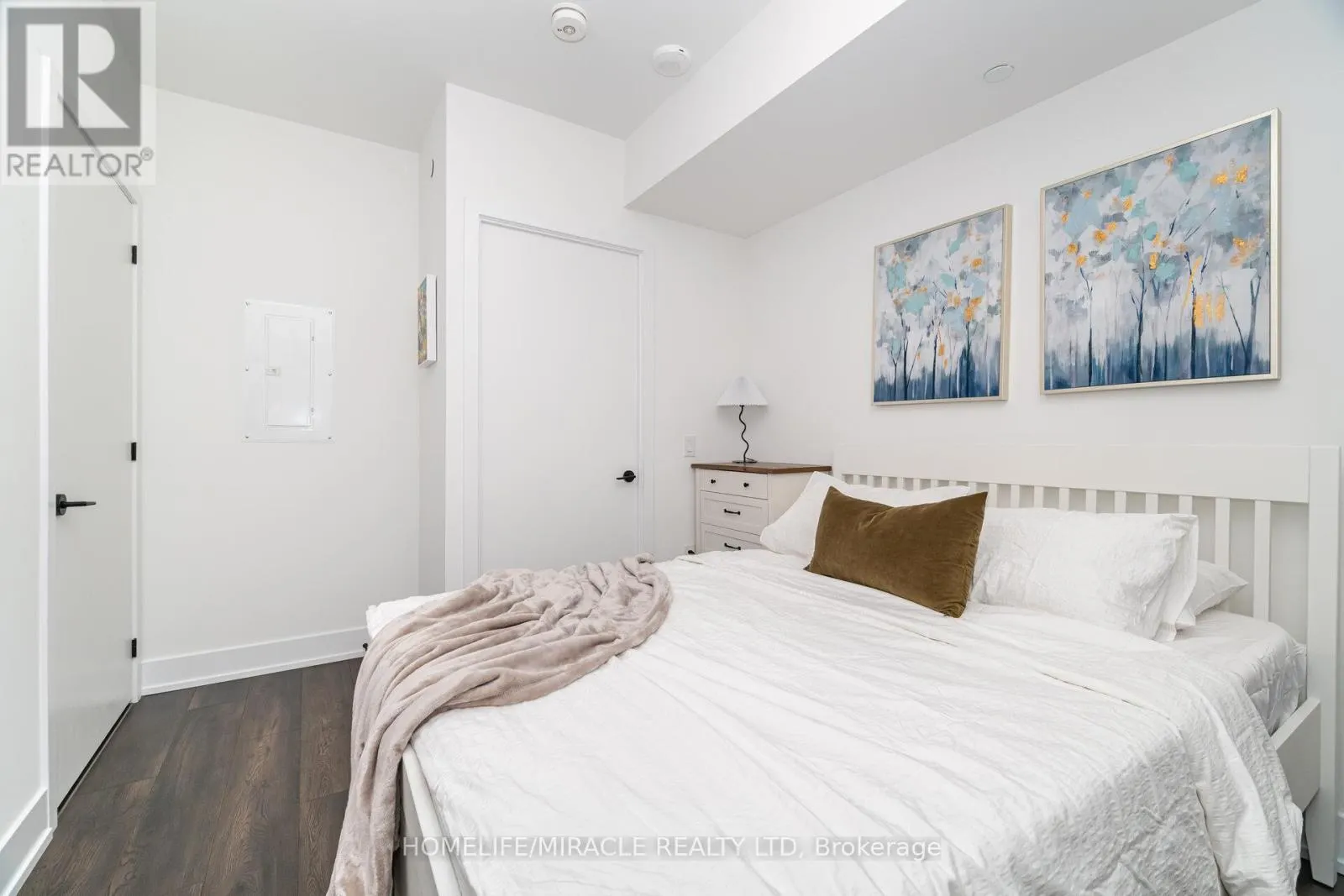 351 - 2450 OLD BRONTE ROAD