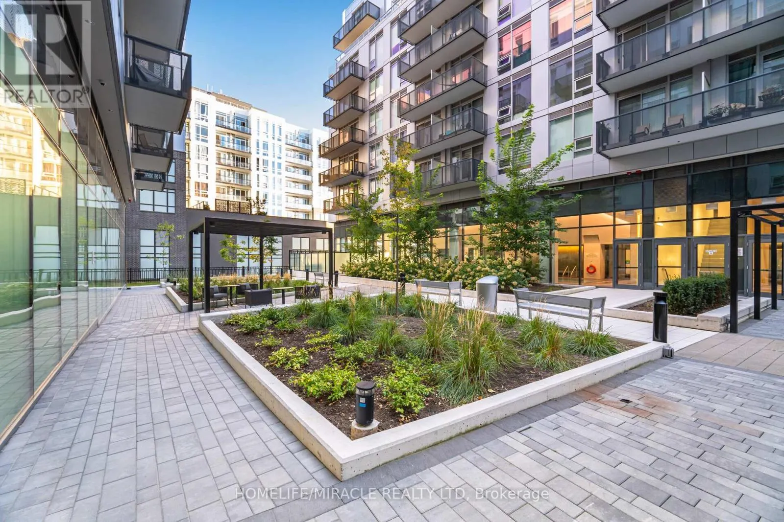 351 - 2450 OLD BRONTE ROAD