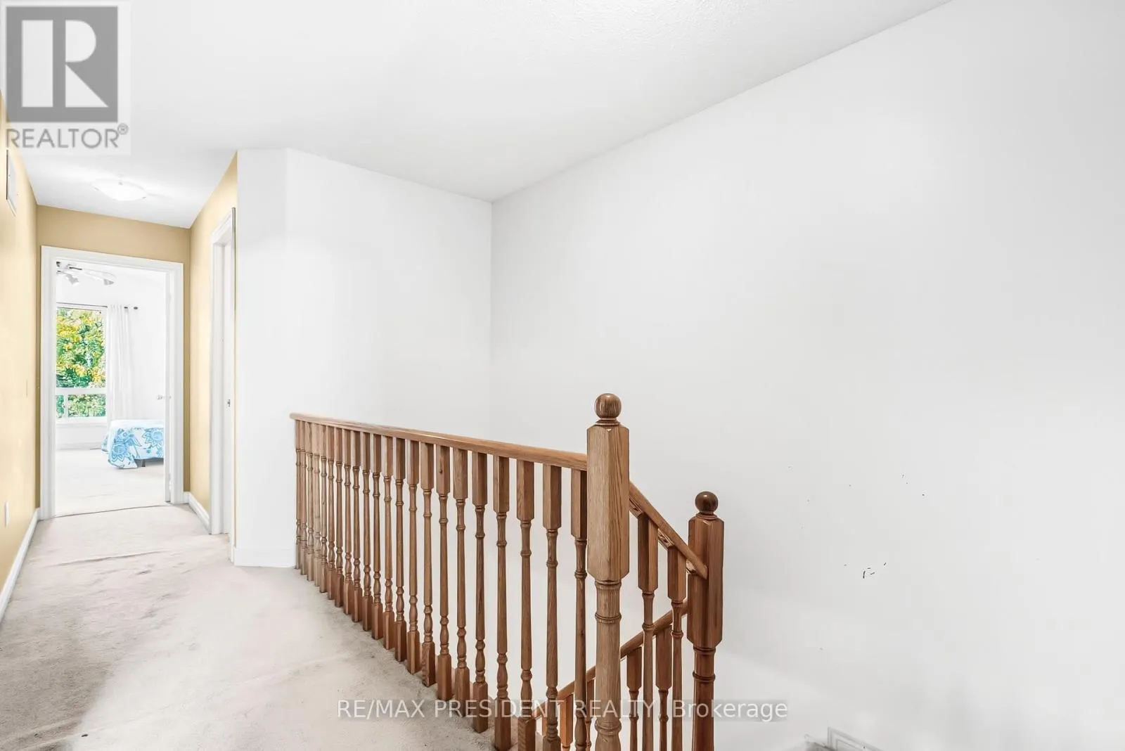 932 LEDBURY CRESCENT