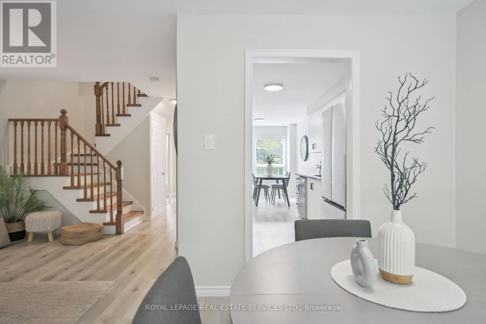 1233 HEDGESTONE CRESCENT