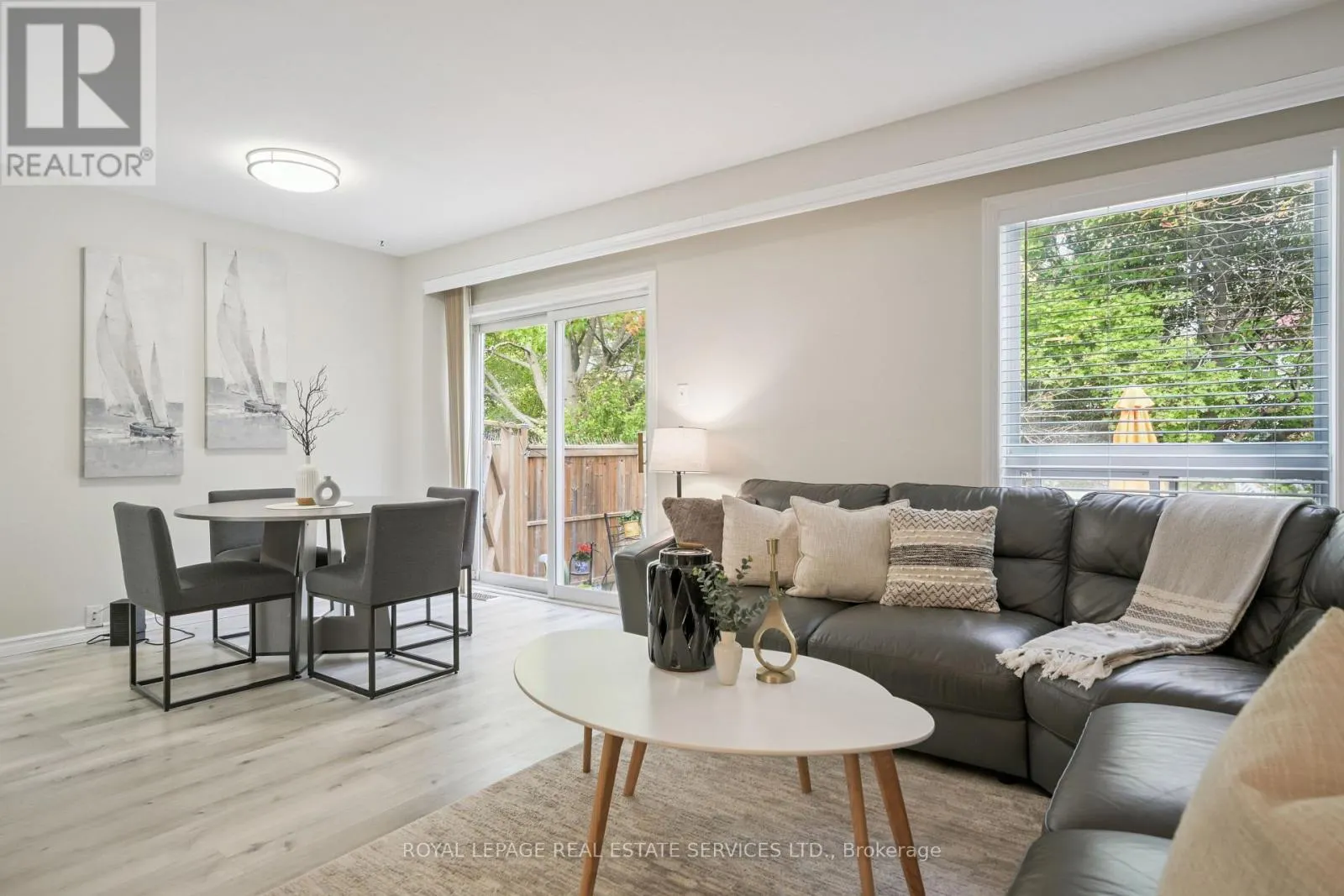 1233 HEDGESTONE CRESCENT
