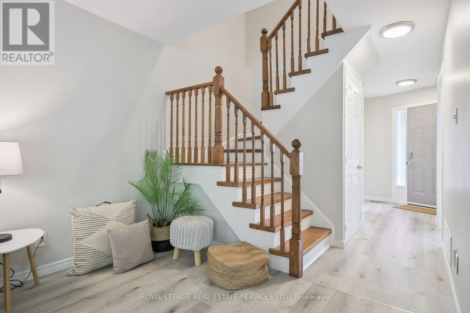 1233 HEDGESTONE CRESCENT