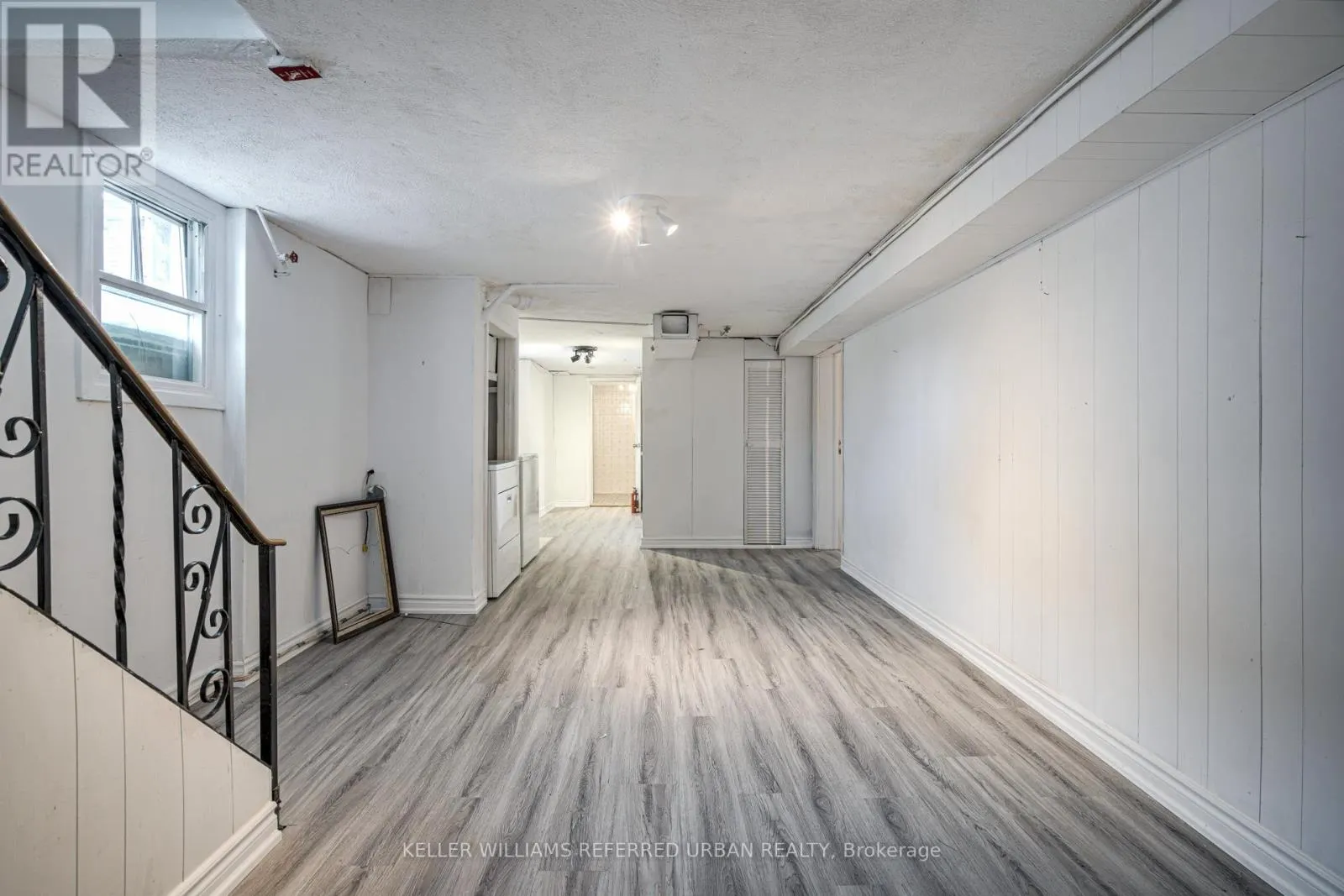 MAIN - 99 HAY AVENUE