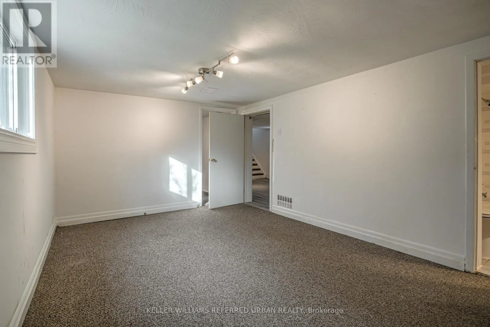 MAIN - 99 HAY AVENUE