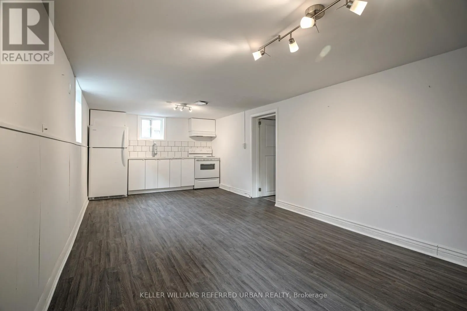 MAIN - 99 HAY AVENUE