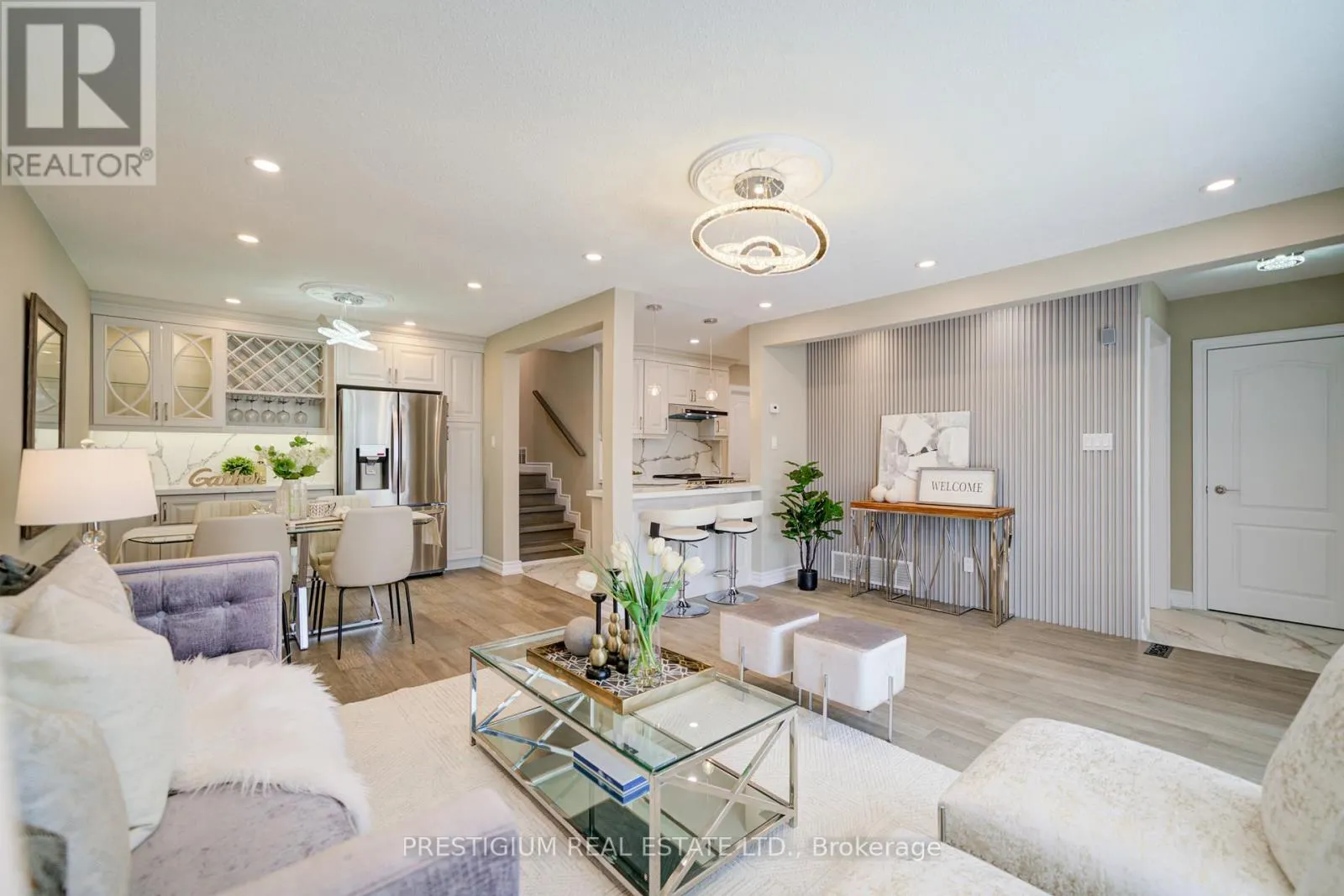 UPPER LEVEL - 6 WILLIS DRIVE