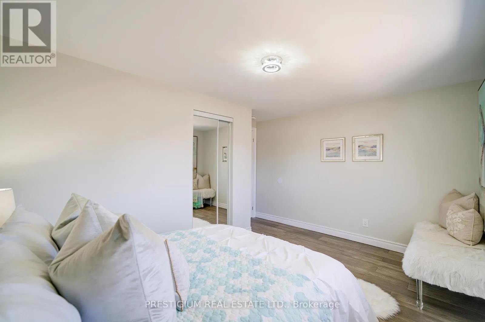 UPPER LEVEL - 6 WILLIS DRIVE