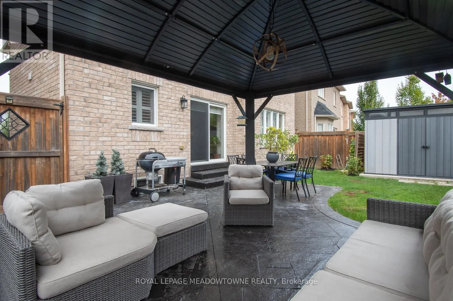 476 MCGIBBON DRIVE