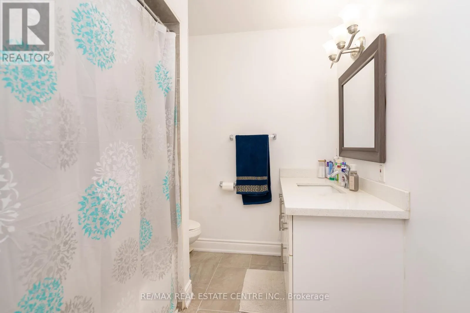 105 ALOMA CRESCENT