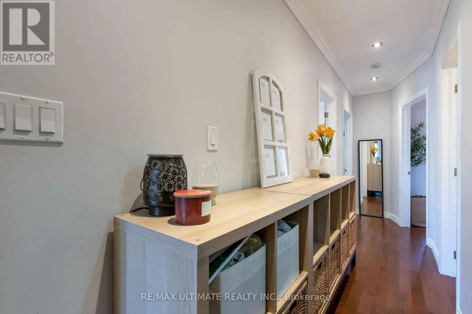 12 WICKFORD DRIVE