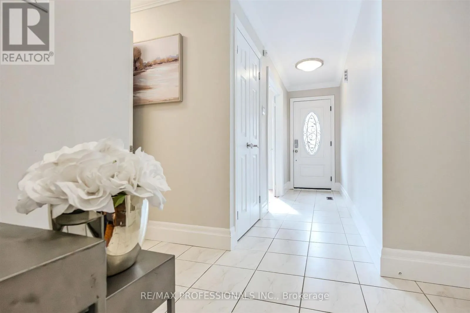 81 MILLBOROUGH CRESCENT