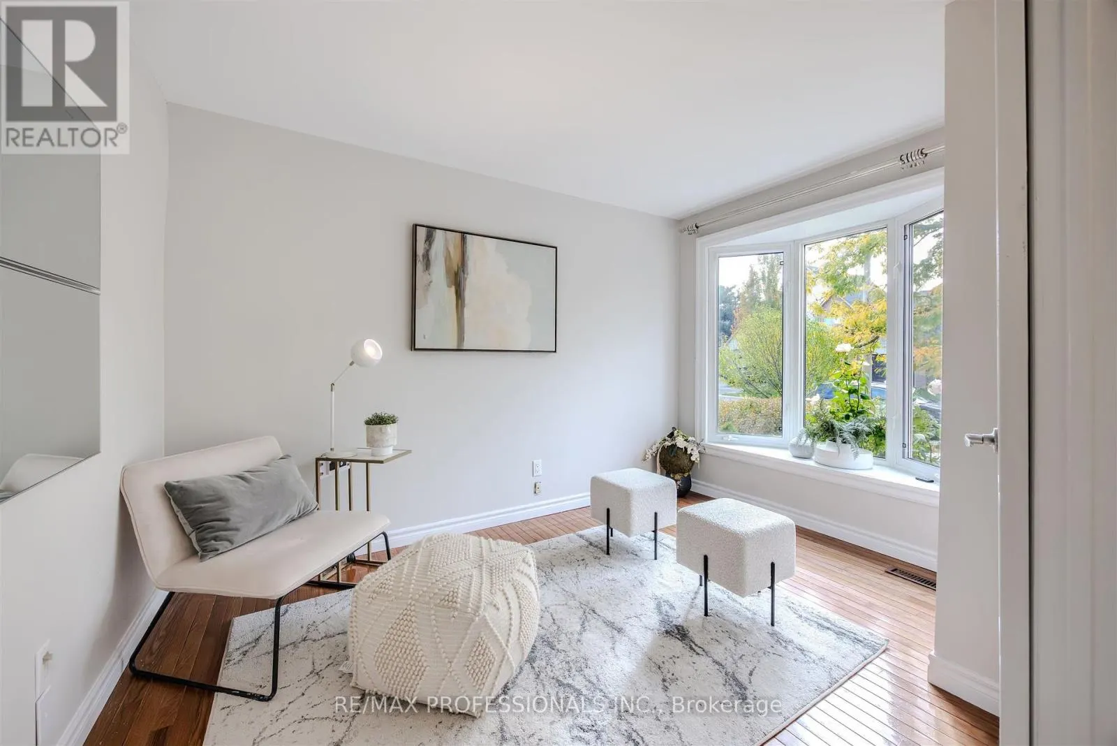81 MILLBOROUGH CRESCENT