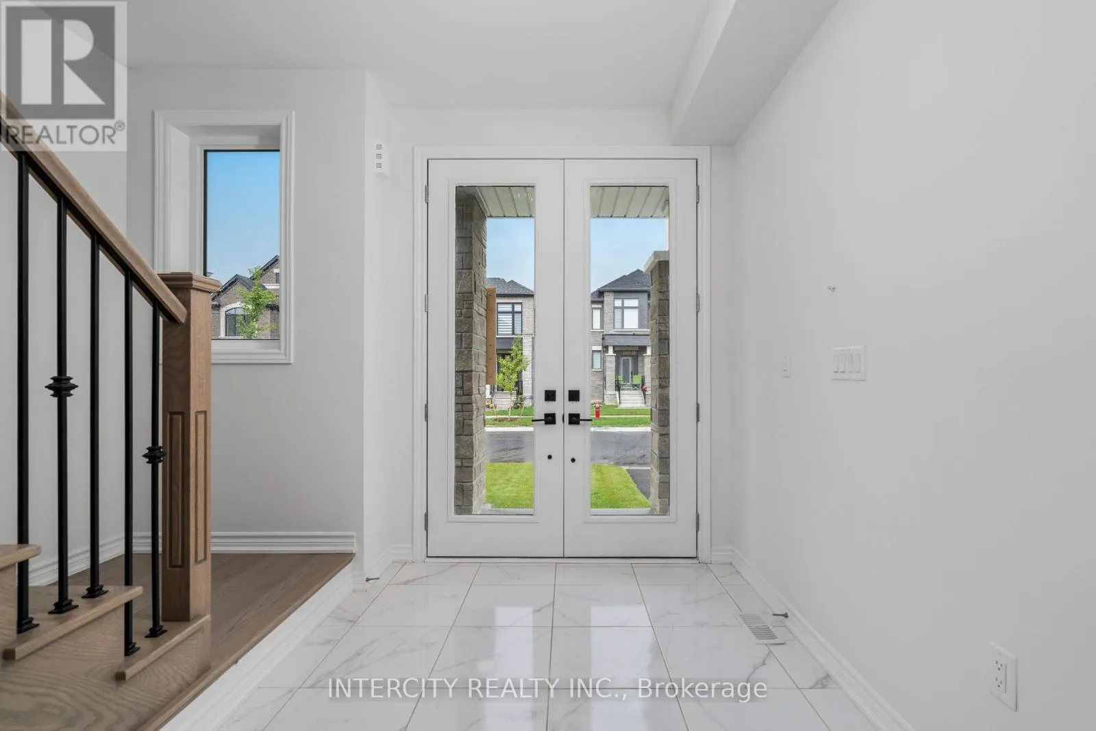LOT 19 - 9 DOLOMITE DRIVE