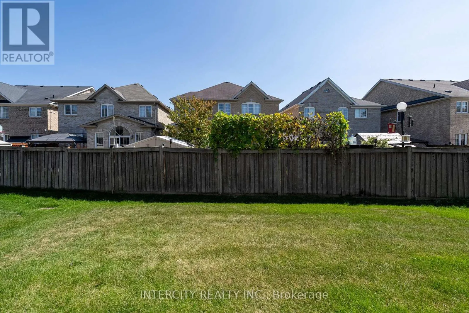 LOT 19 - 9 DOLOMITE DRIVE