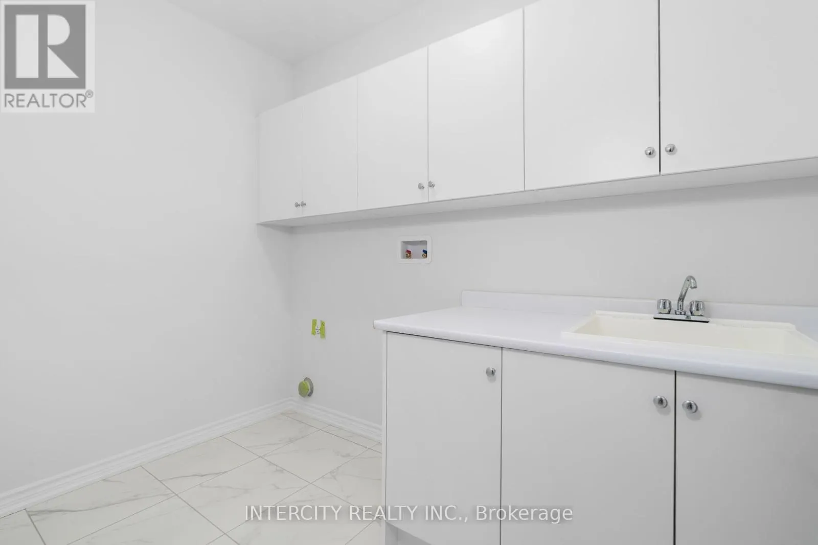 LOT 19 - 9 DOLOMITE DRIVE