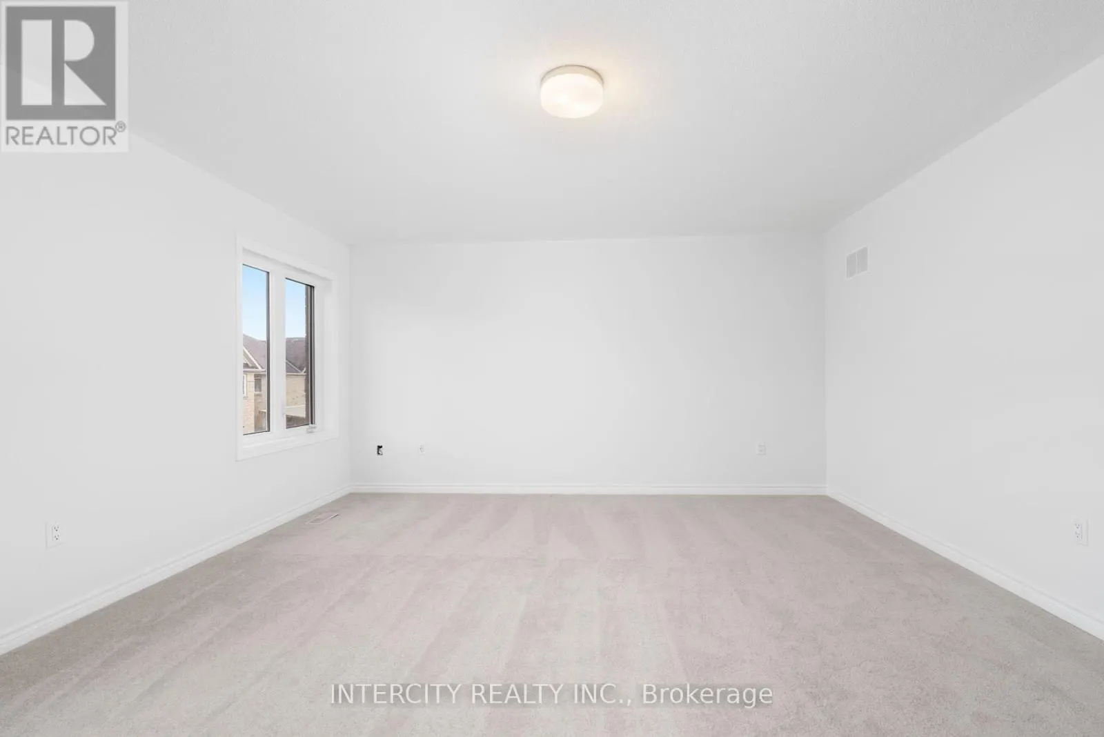 LOT 19 - 9 DOLOMITE DRIVE