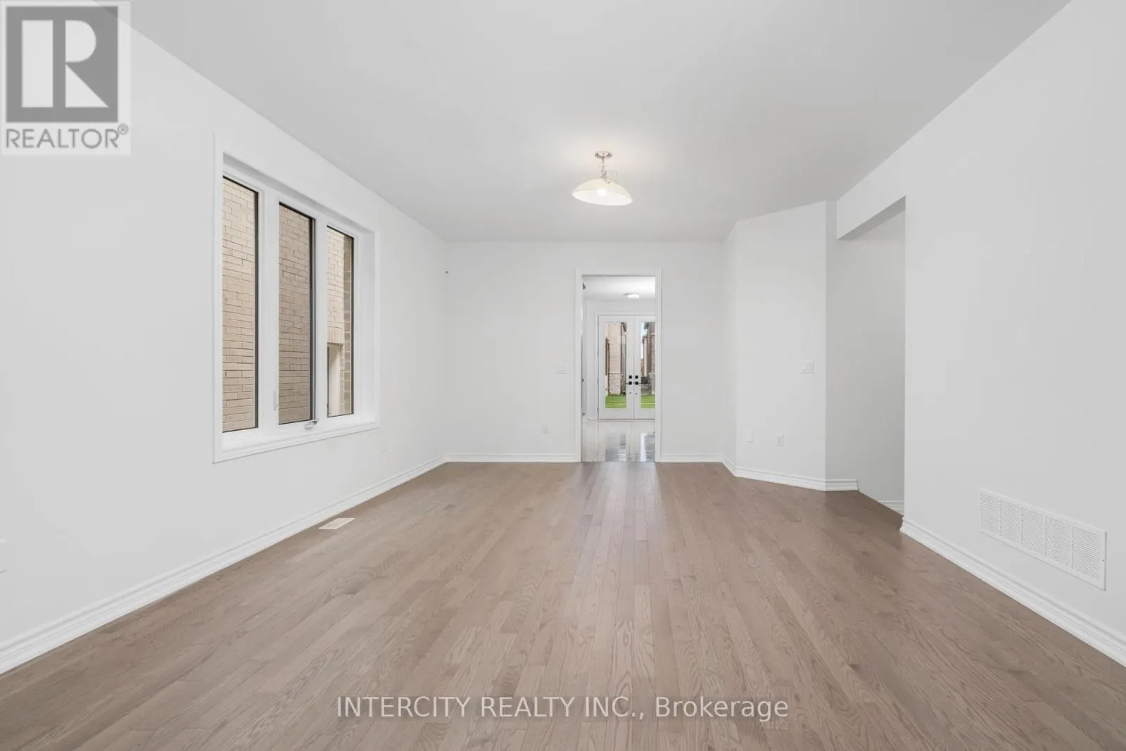 LOT 19 - 9 DOLOMITE DRIVE