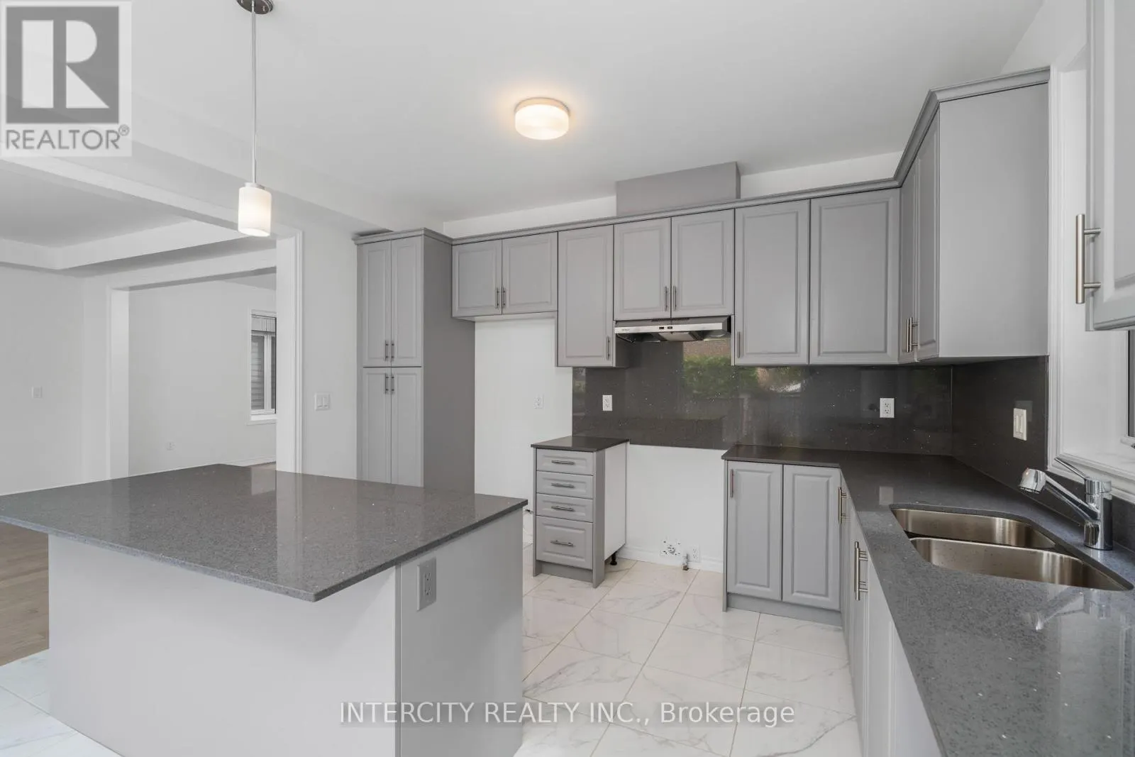 LOT 19 - 9 DOLOMITE DRIVE