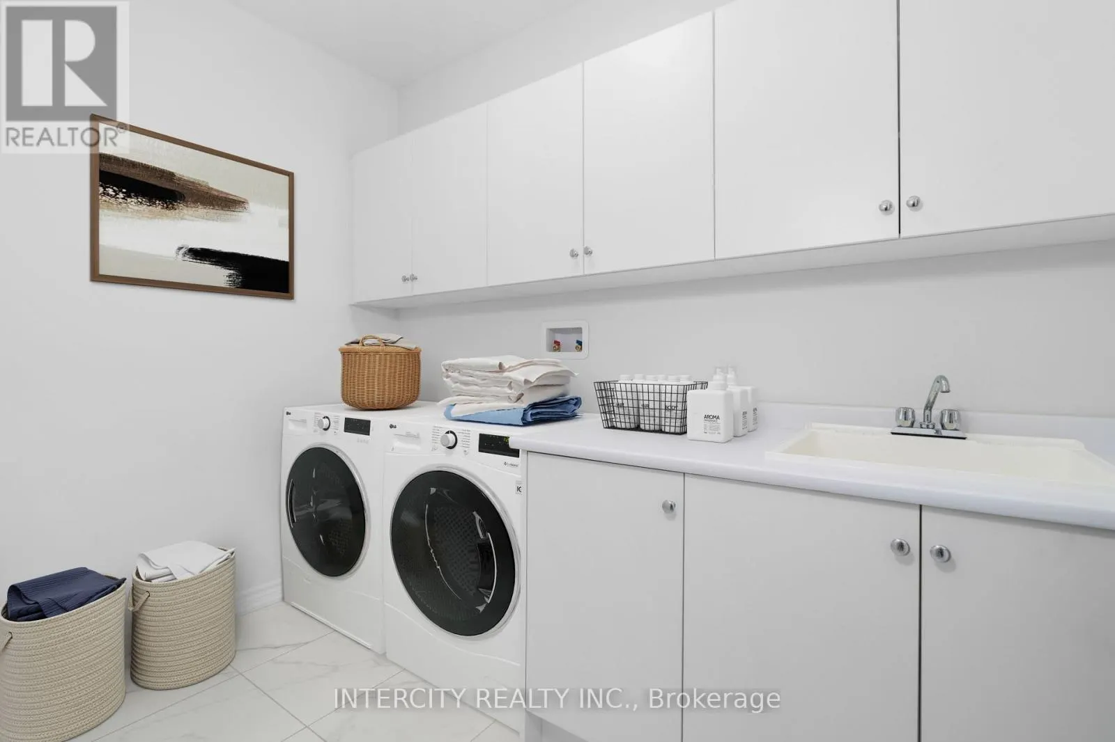 LOT 19 - 9 DOLOMITE DRIVE