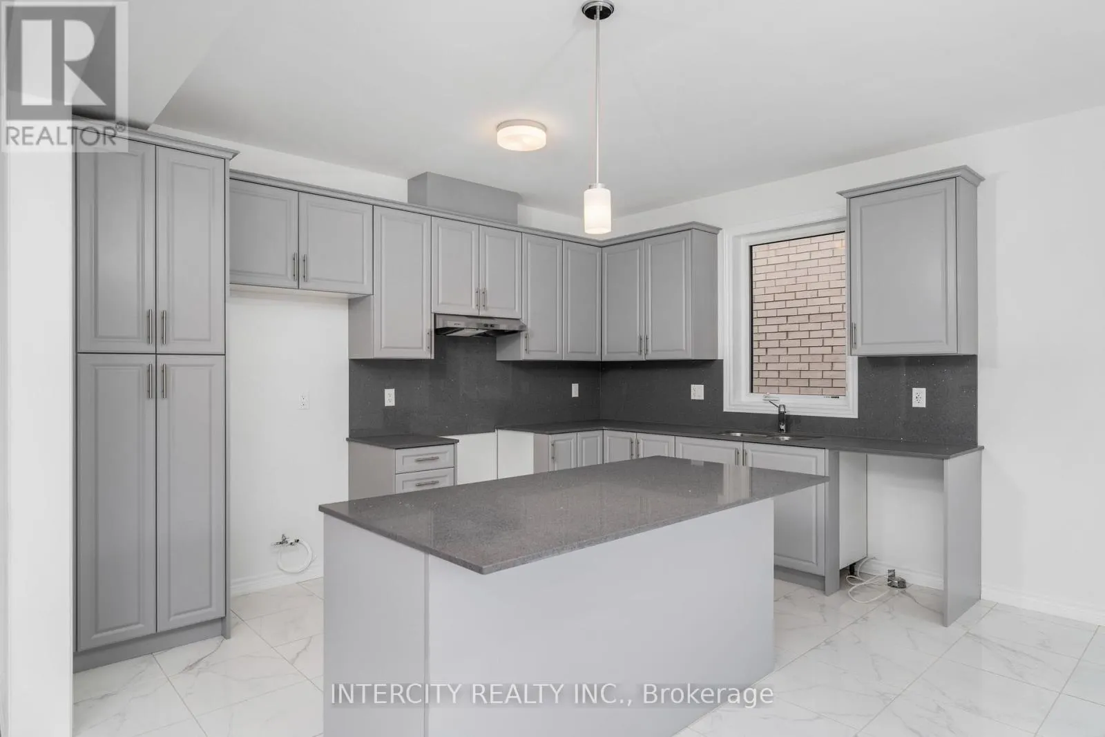 LOT 19 - 9 DOLOMITE DRIVE