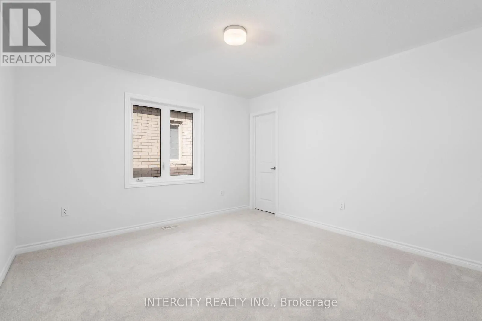 LOT 19 - 9 DOLOMITE DRIVE