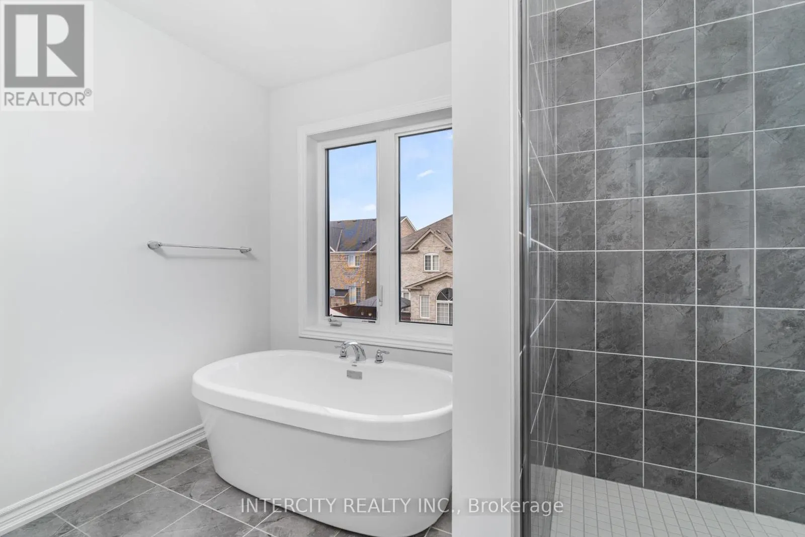 LOT 19 - 9 DOLOMITE DRIVE