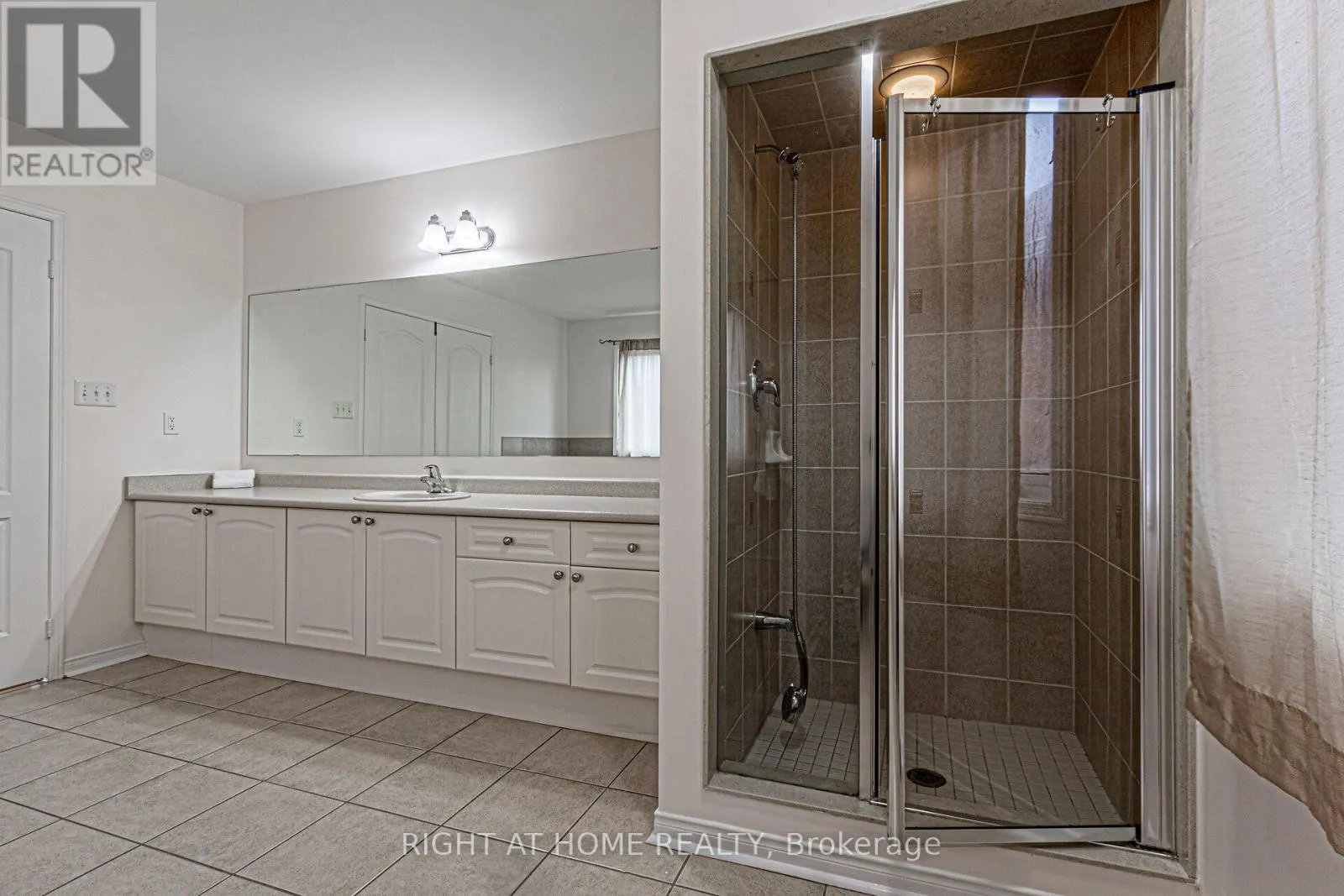 3228 TACC DRIVE