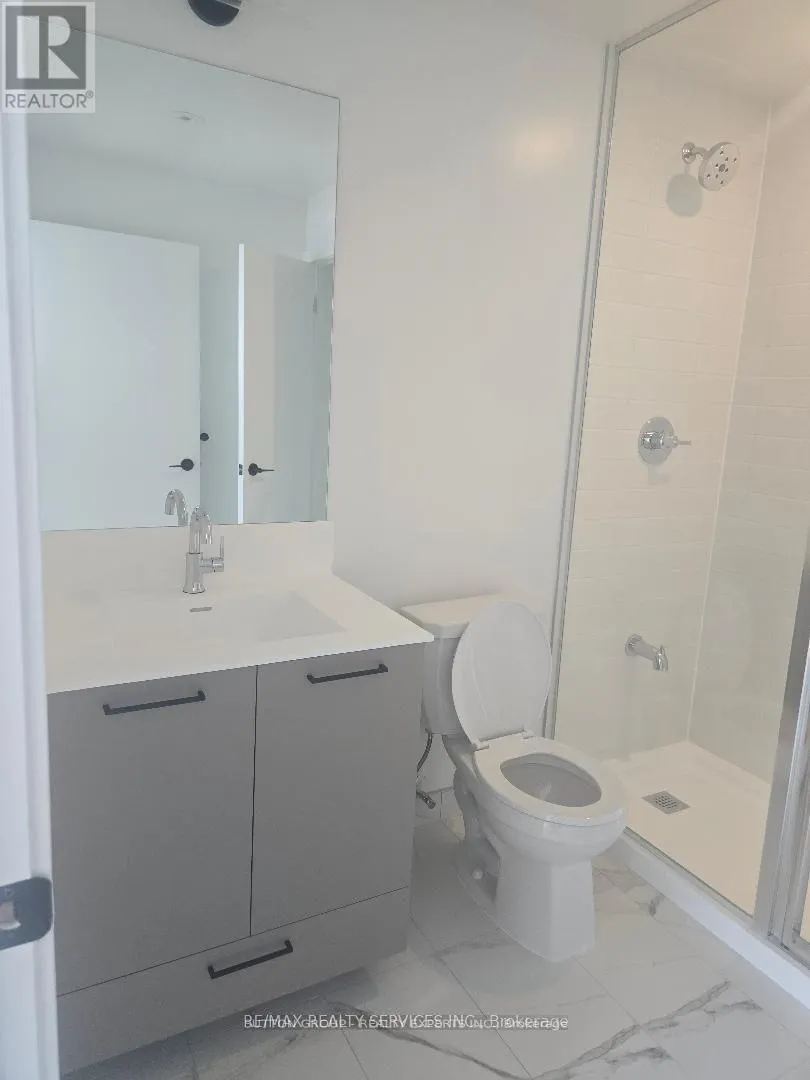 203 - 10 LAGERFELD DRIVE