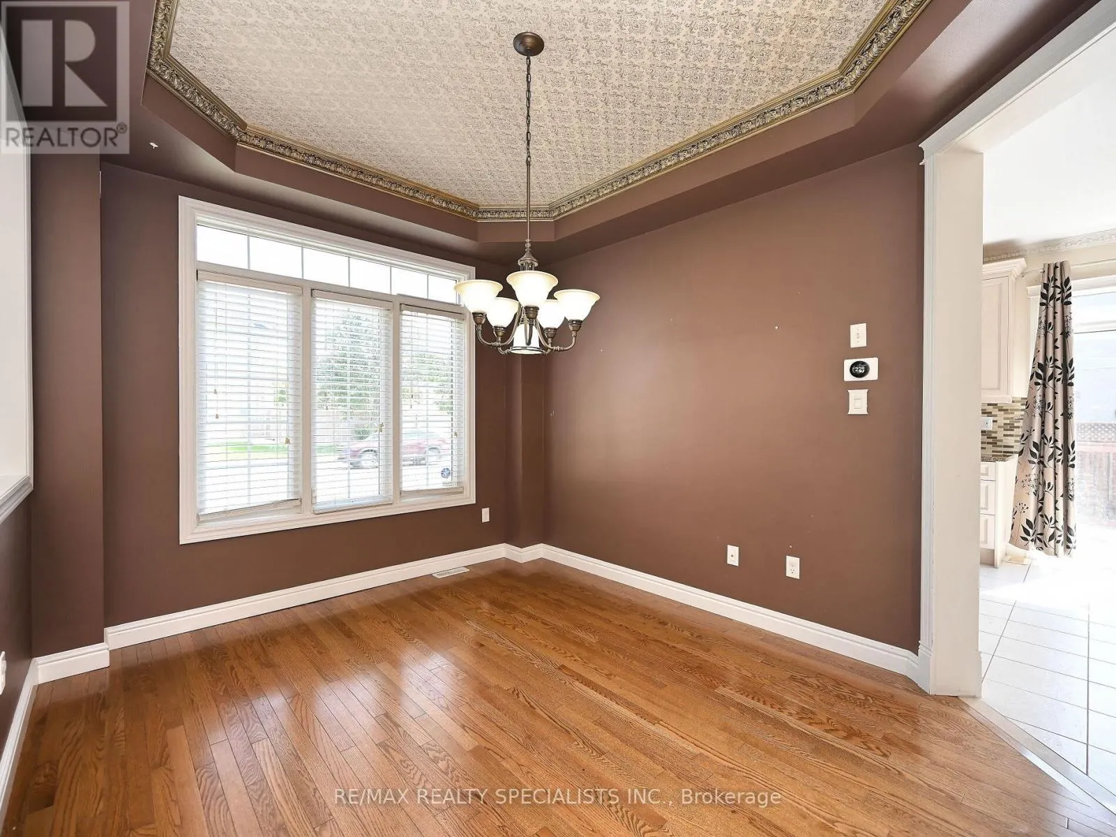 138 SOUTHLAKE BOULEVARD