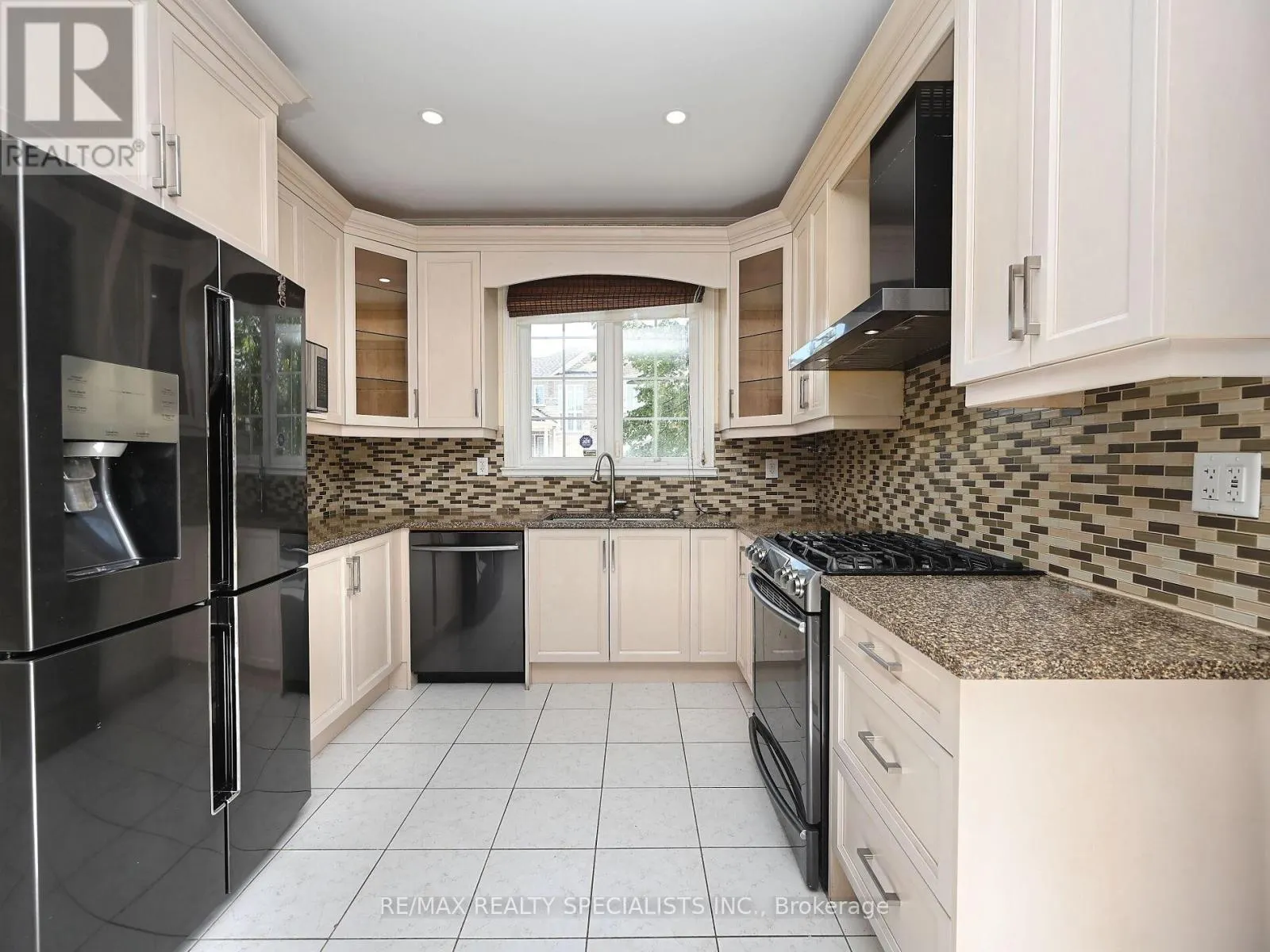 138 SOUTHLAKE BOULEVARD