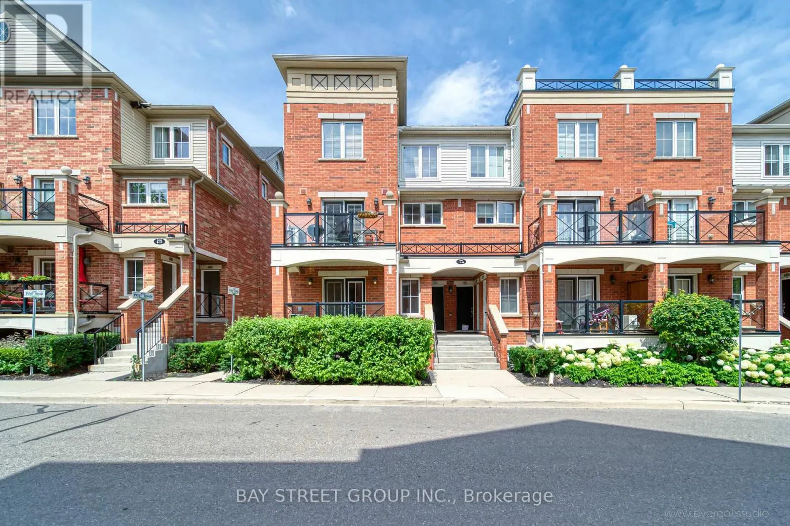 16 - 2444 POST ROAD