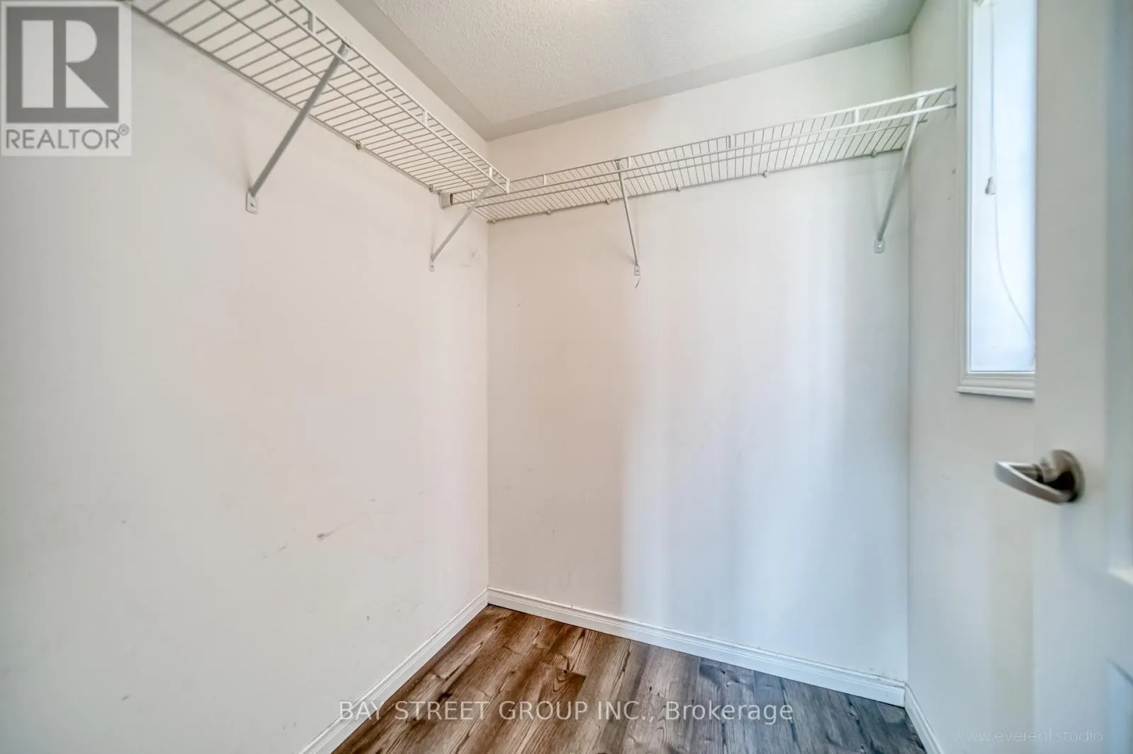 16 - 2444 POST ROAD