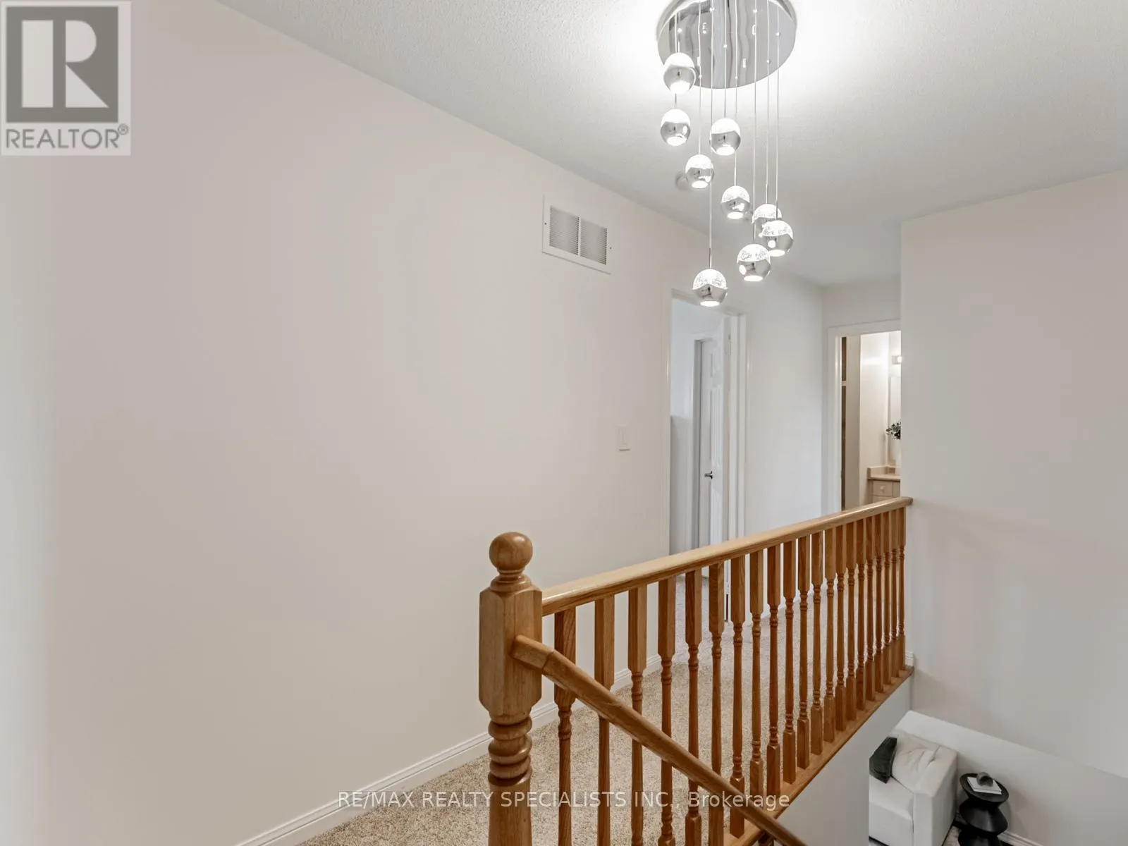 2418 BAINTREE CRESCENT