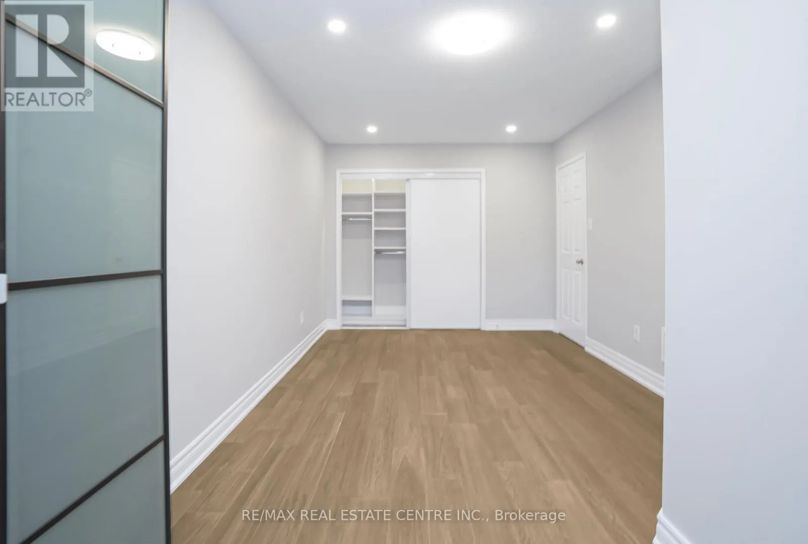 165 - 5255 PALMETTO PLACE