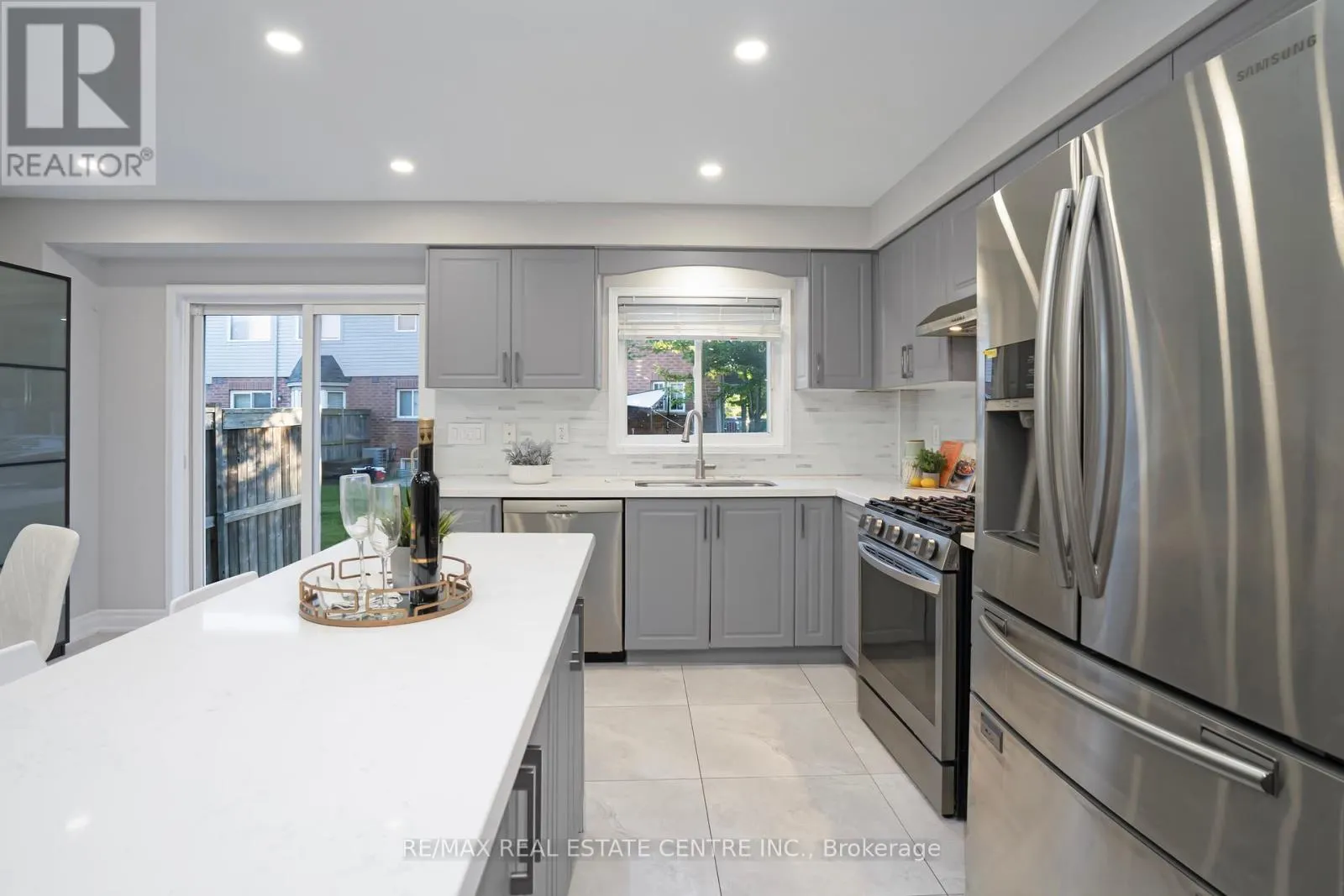 165 - 5255 PALMETTO PLACE