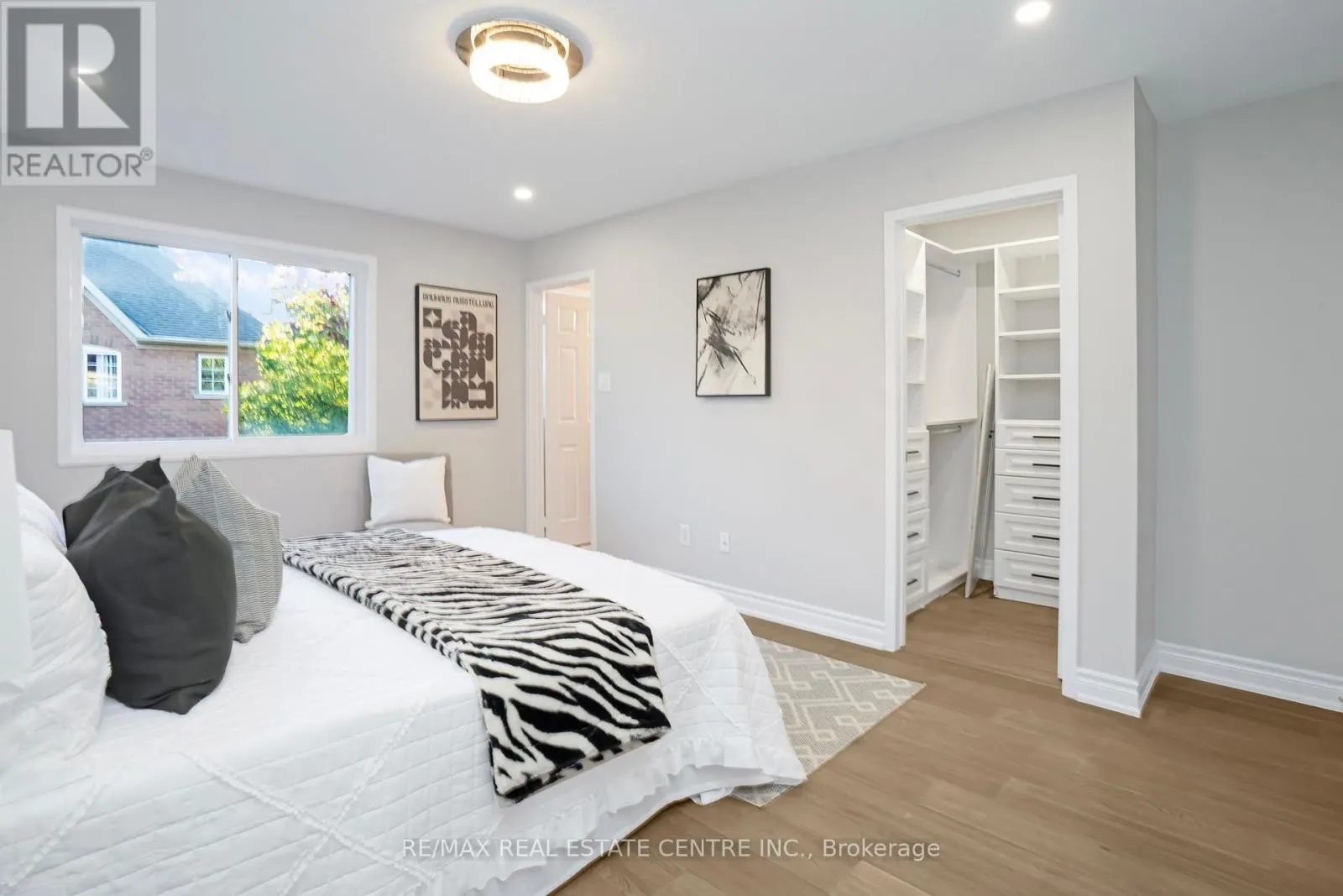 165 - 5255 PALMETTO PLACE