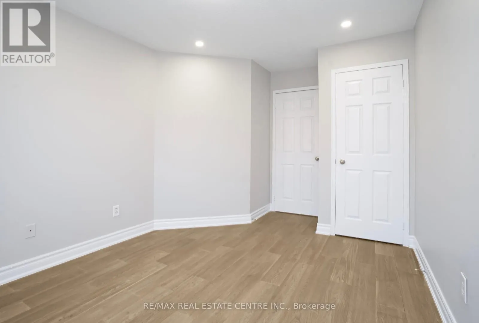 165 - 5255 PALMETTO PLACE