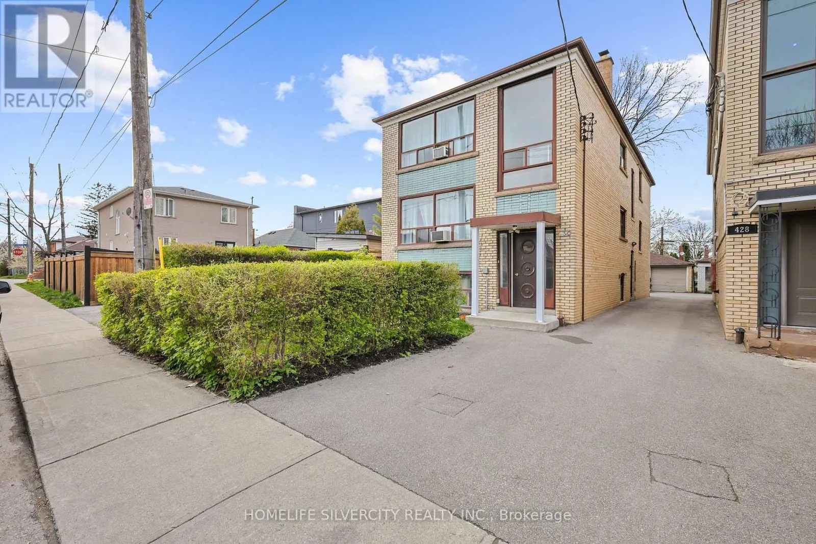 1 - 430 RIDELLE AVENUE