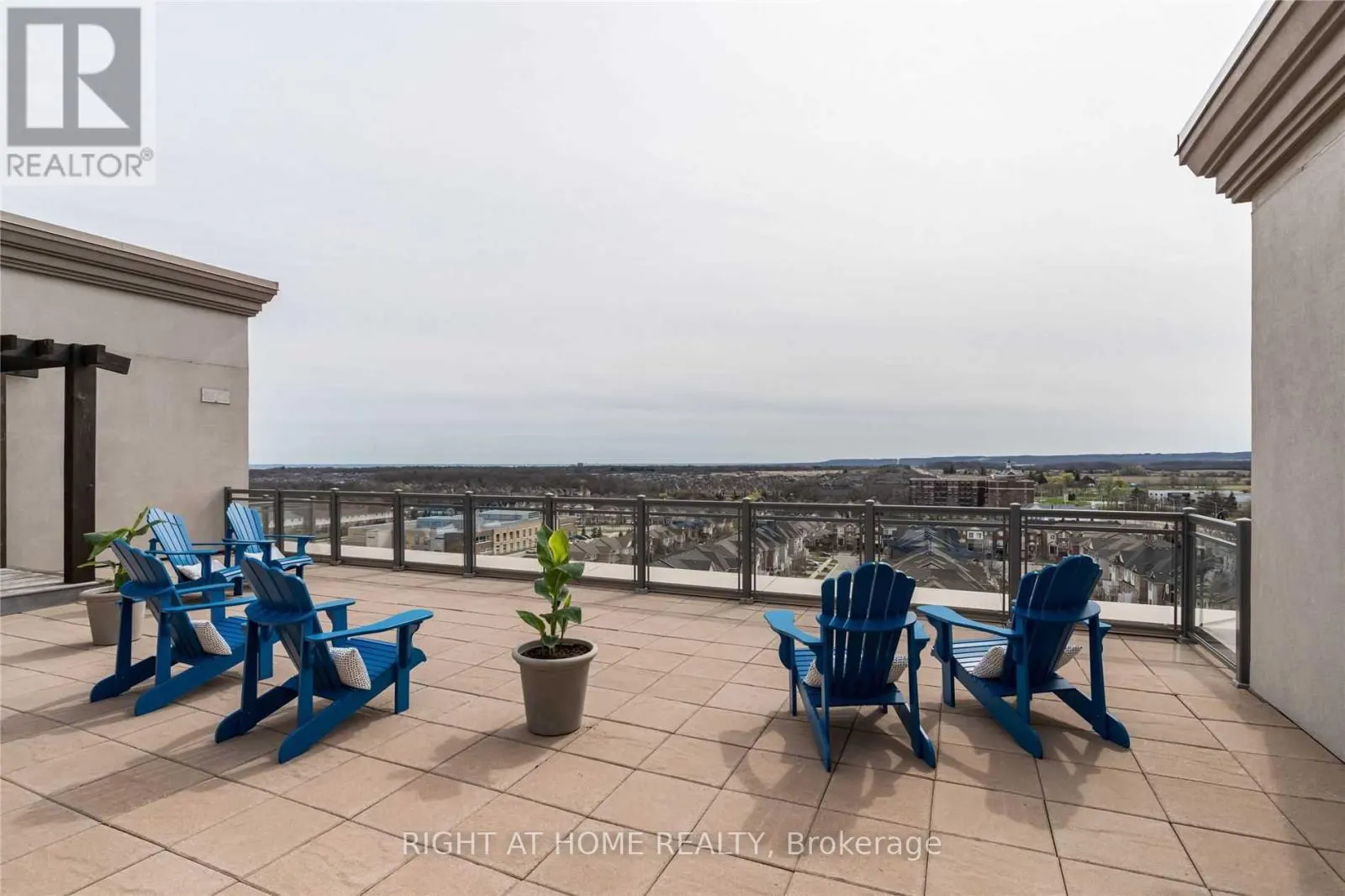 616 - 2490 OLD BRONTE ROAD