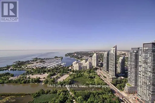 4102 - 20 SHORE BREEZE DRIVE