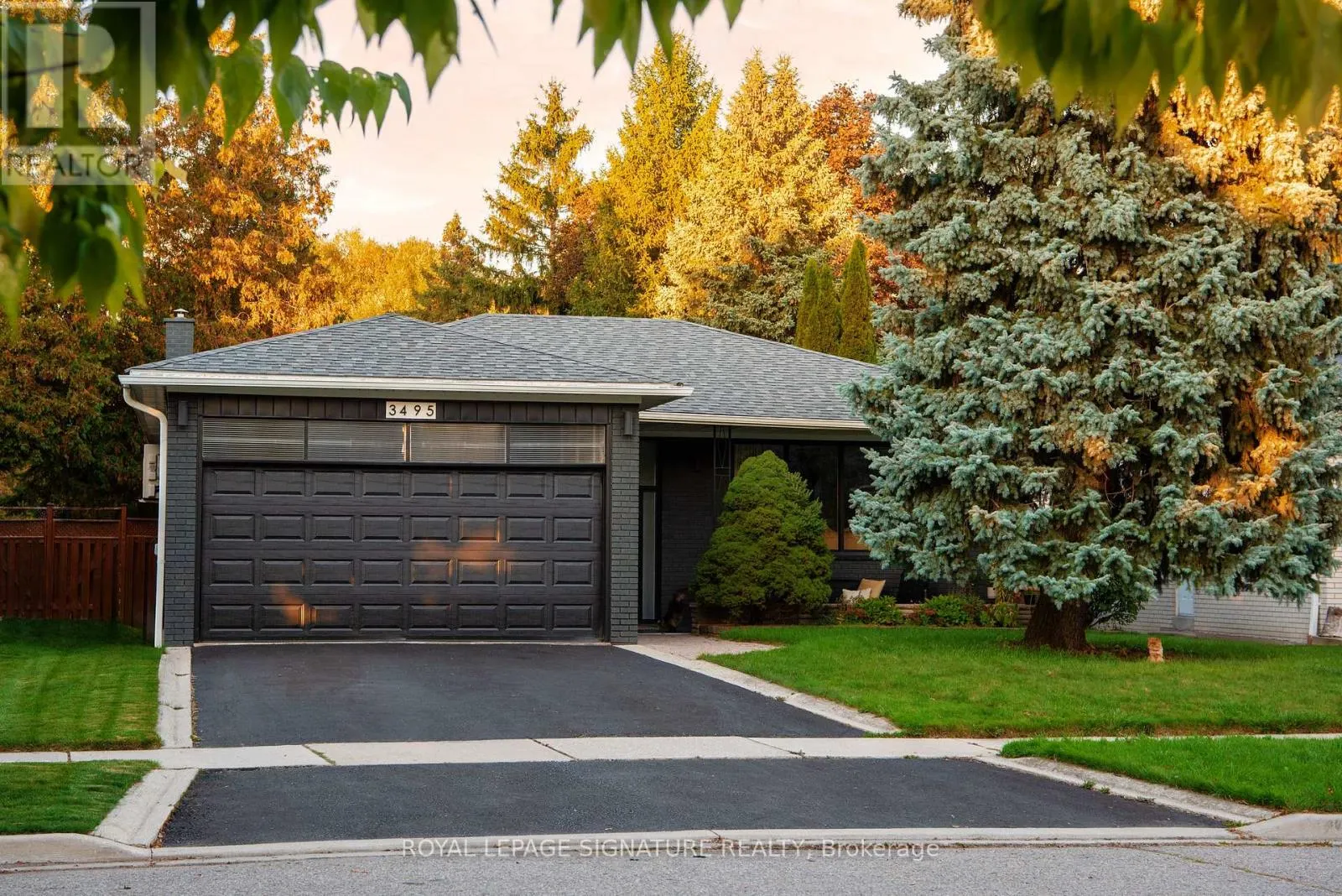3495 RIVERSPRAY CRESCENT