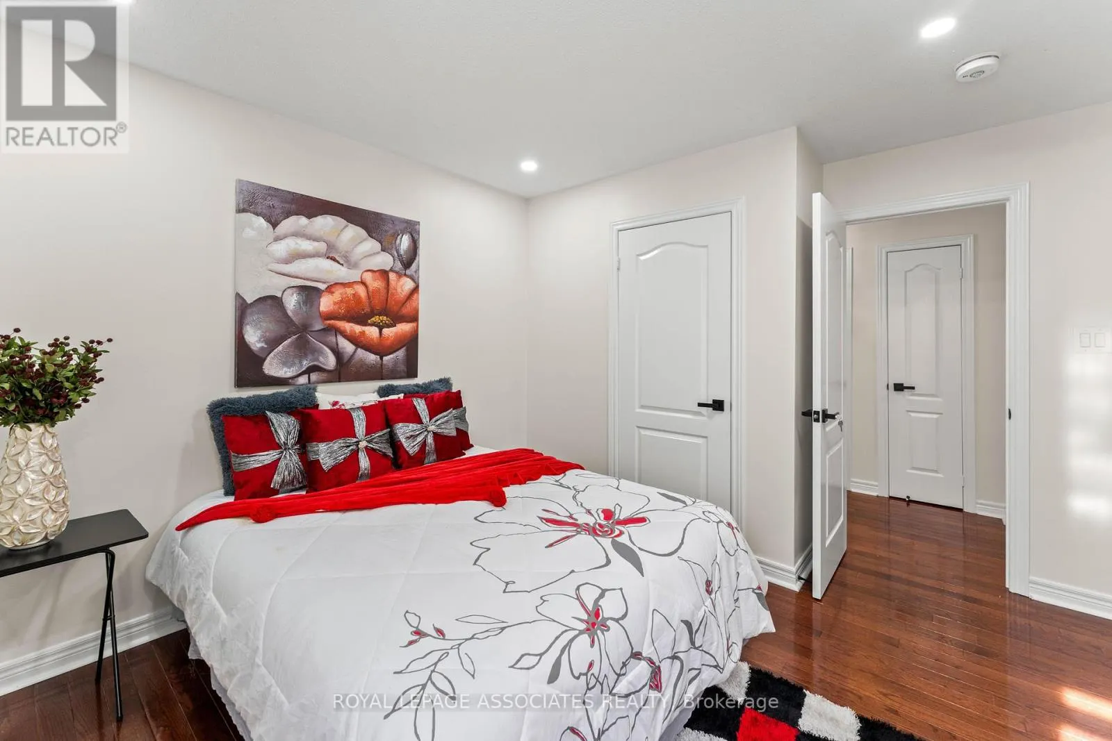 88 SHOWBOAT CRESCENT