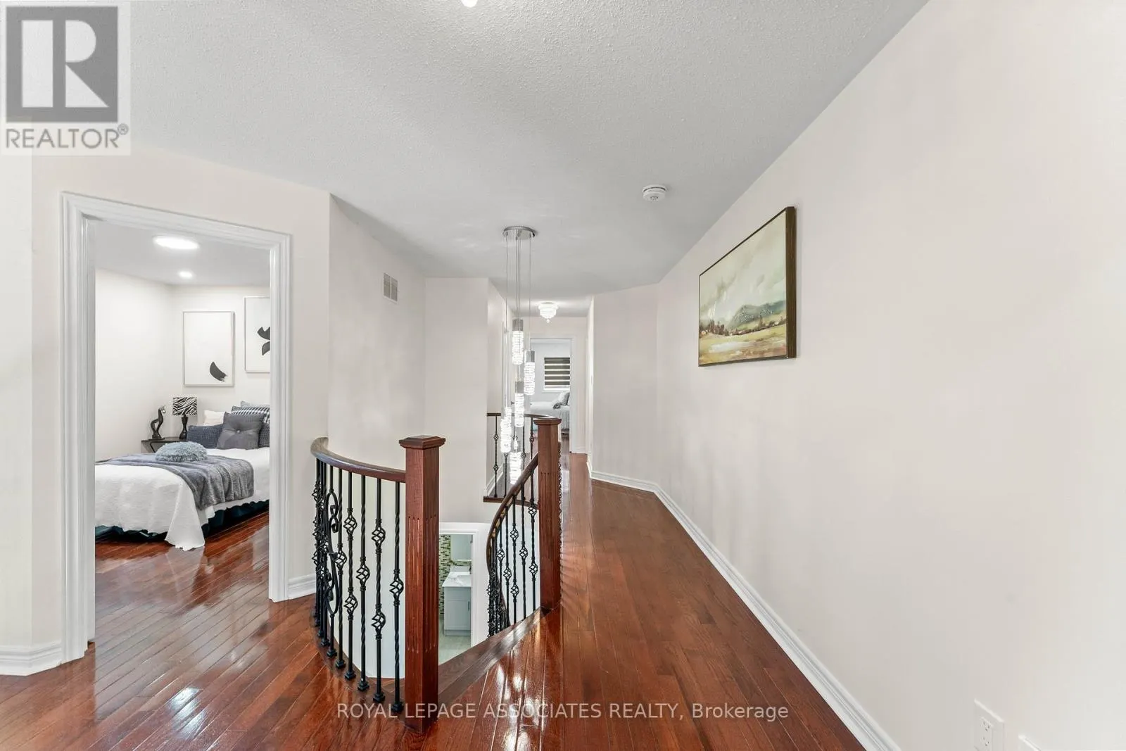 88 SHOWBOAT CRESCENT