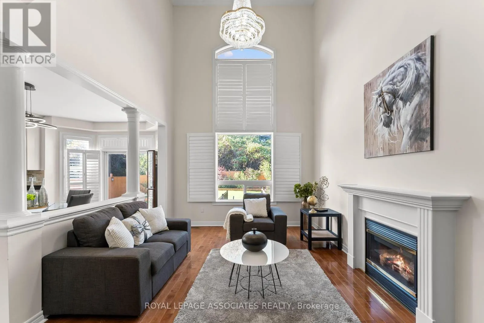 88 SHOWBOAT CRESCENT