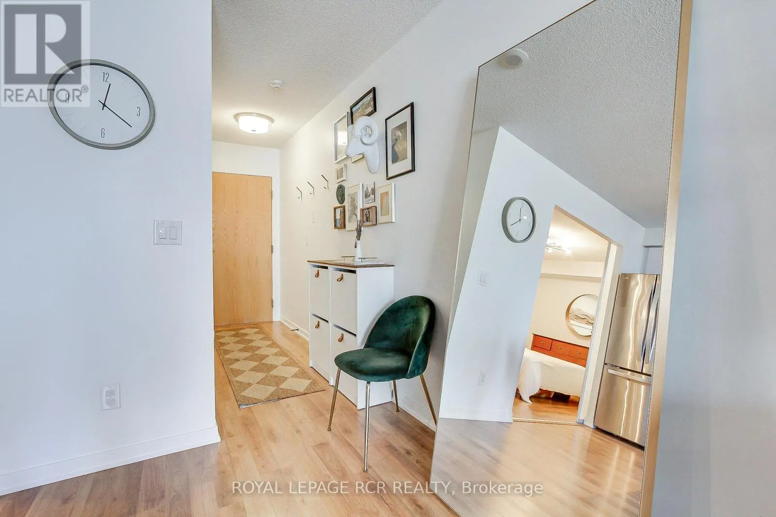 623 - 38 JOE SHUSTER WAY