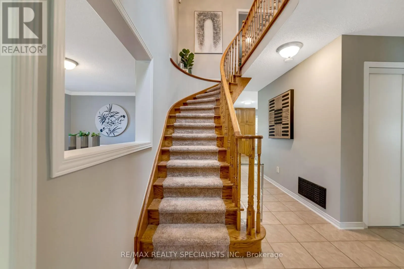 2 TORADA COURT